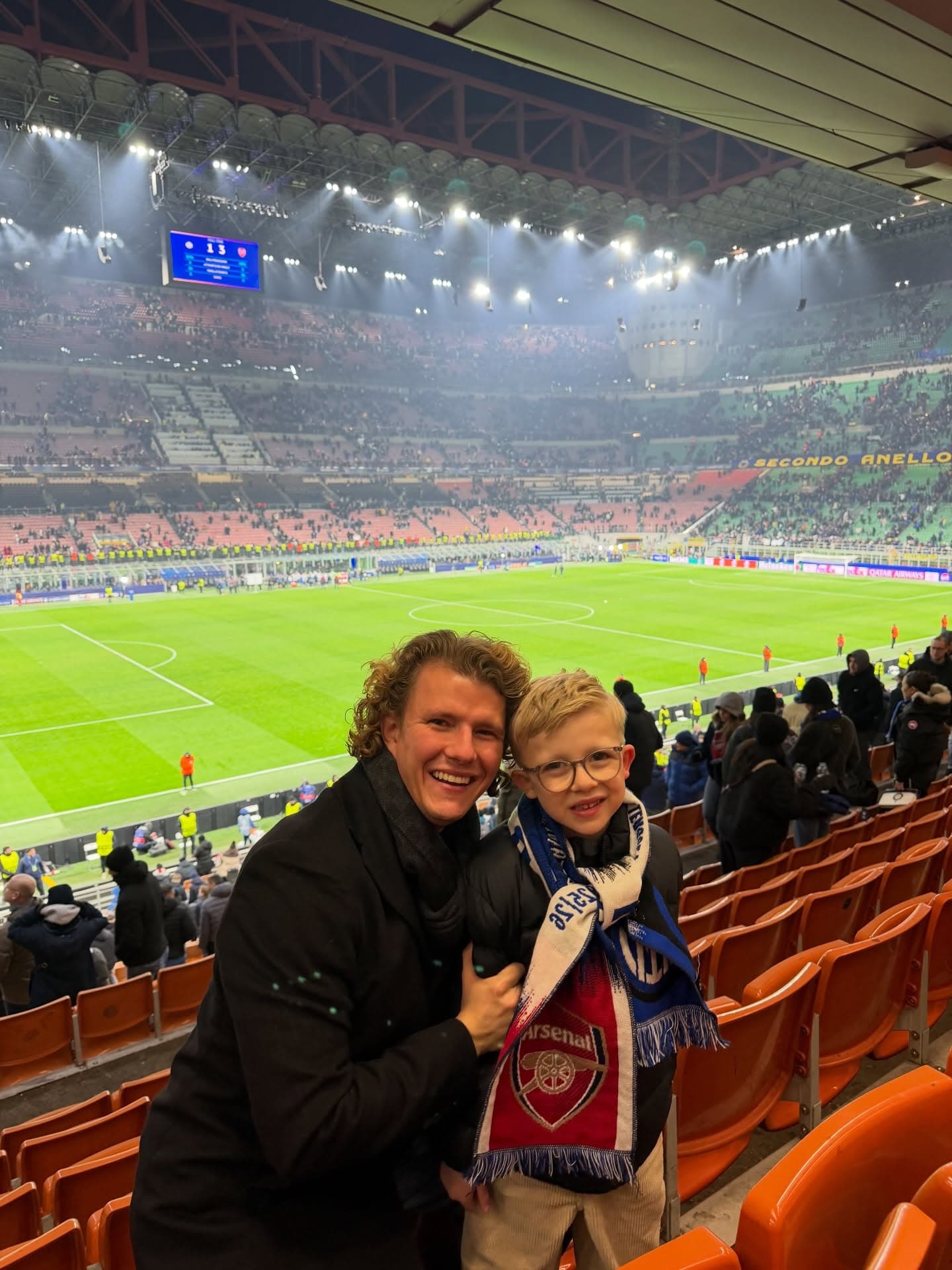 Philip og Elliot på Giuseppe Meazza
