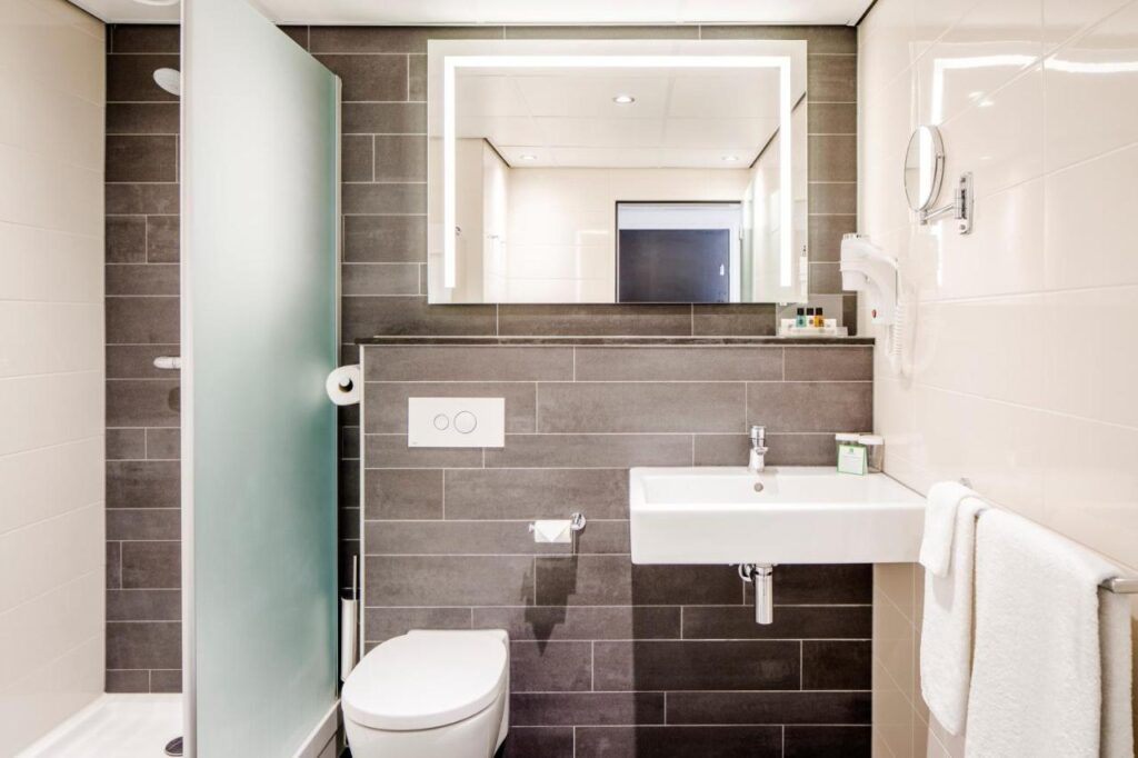 Badeværelse på Holiday Inn Eindhoven Centre