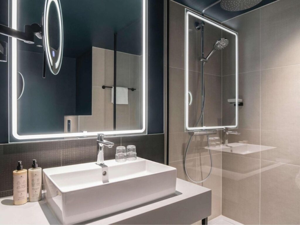 Badeværelse på Novotel Rotterdam Brainpark