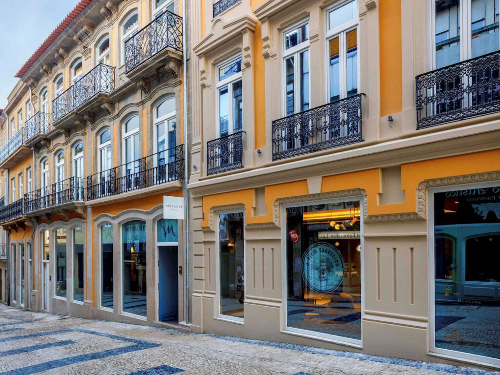 Facaden på Mercure Porto Centro Aliados