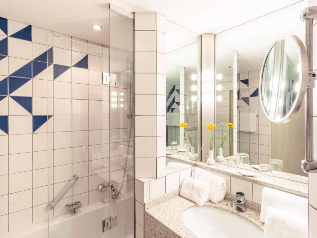 Badeværelse på Mercure Hotel Koeln City Friesenstrasse