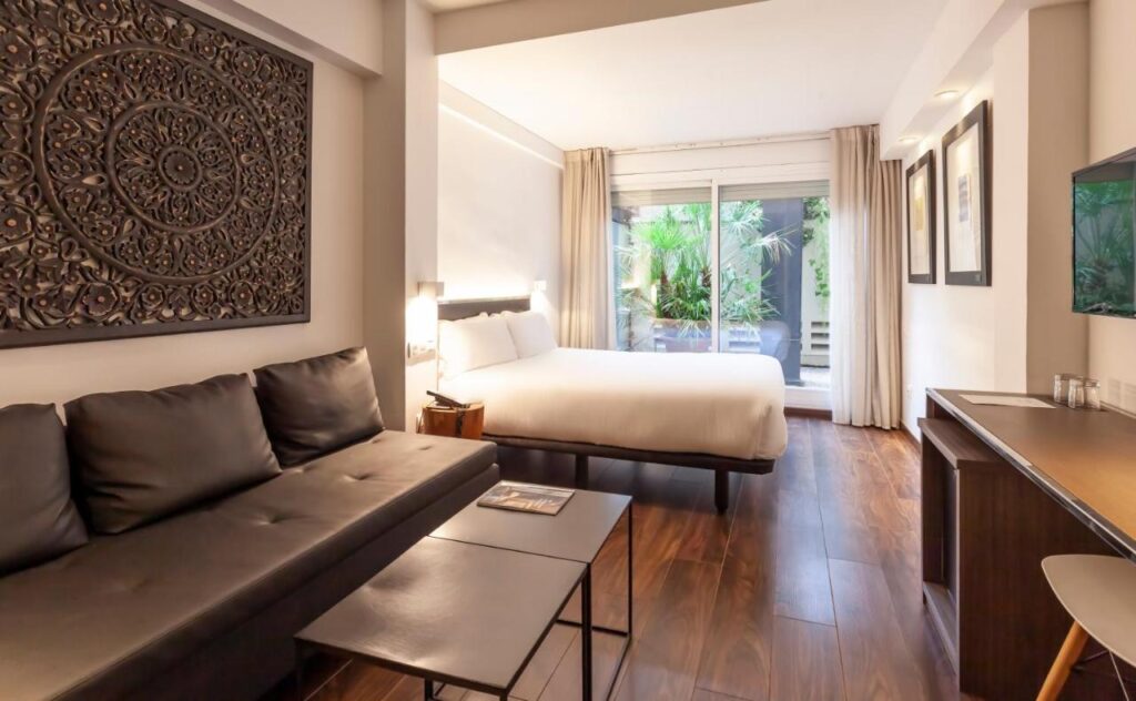 Værelse på Hotel Derby Barcelona