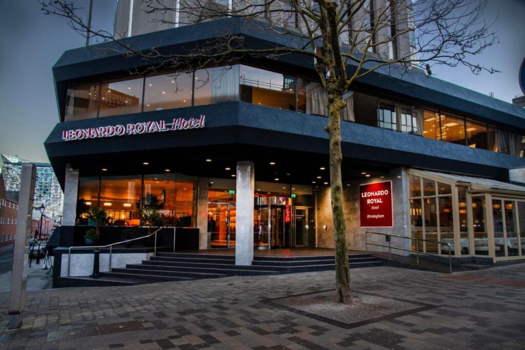 Facaden på Leonardo Royal Hotel Birmingham