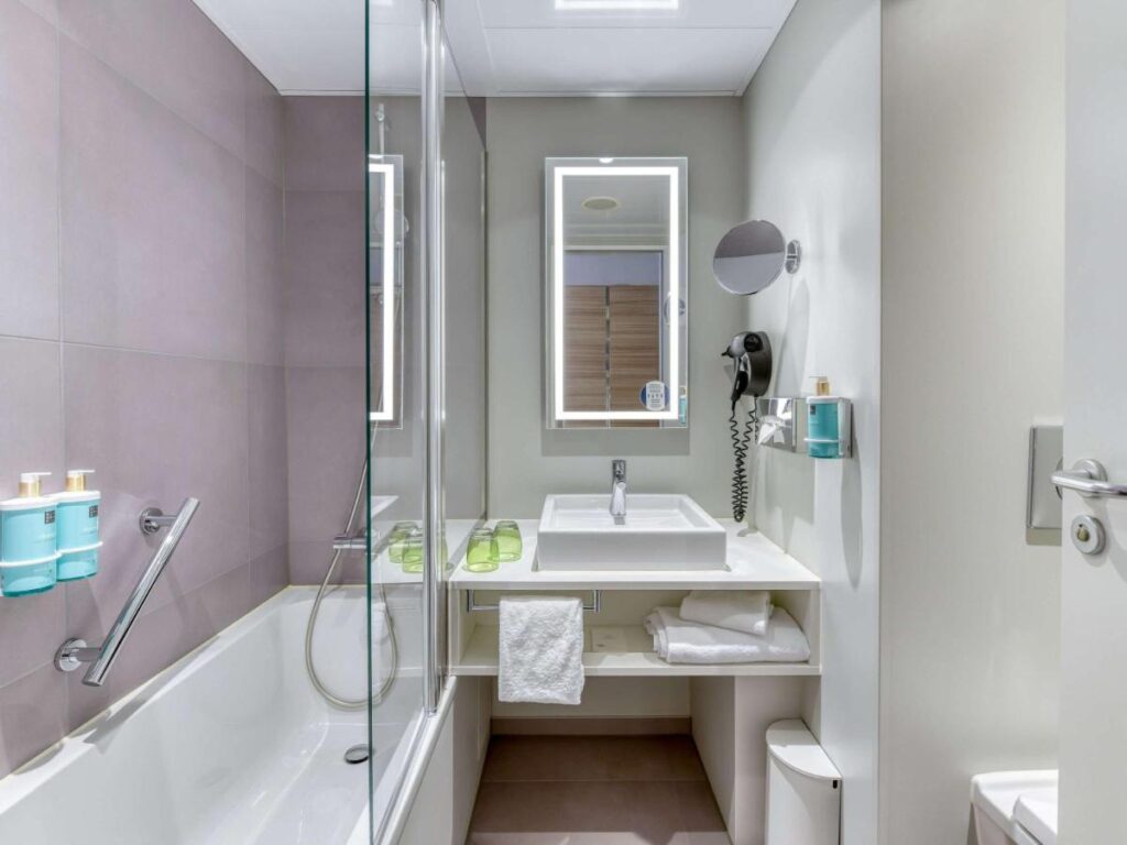 Badeværelse på Novotel Koeln City