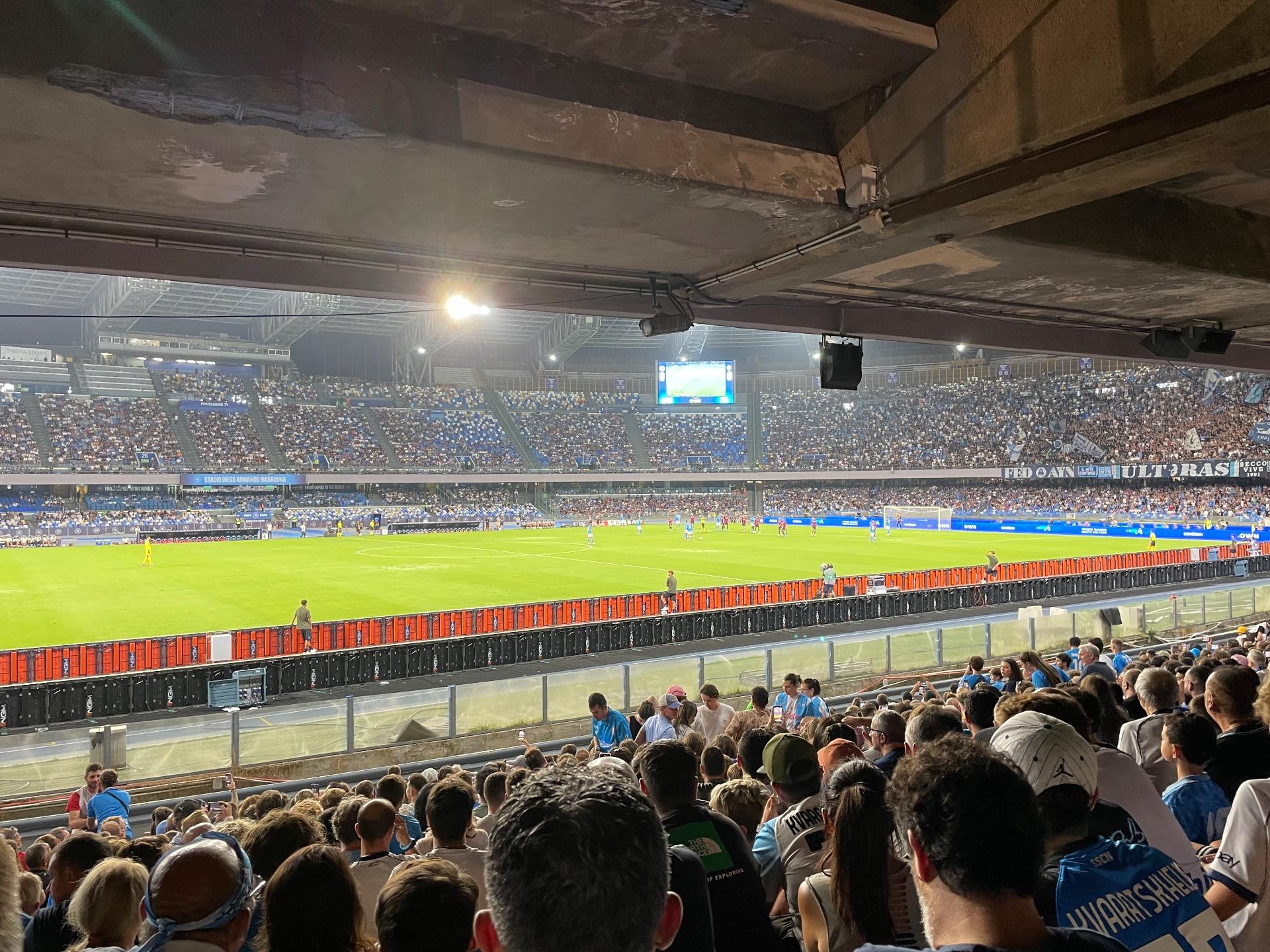 General Admission - Distinti Inferiori udsyn