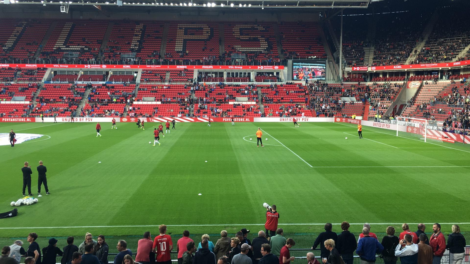 General Admission – Nedre Langside (C/P/R) udsyn