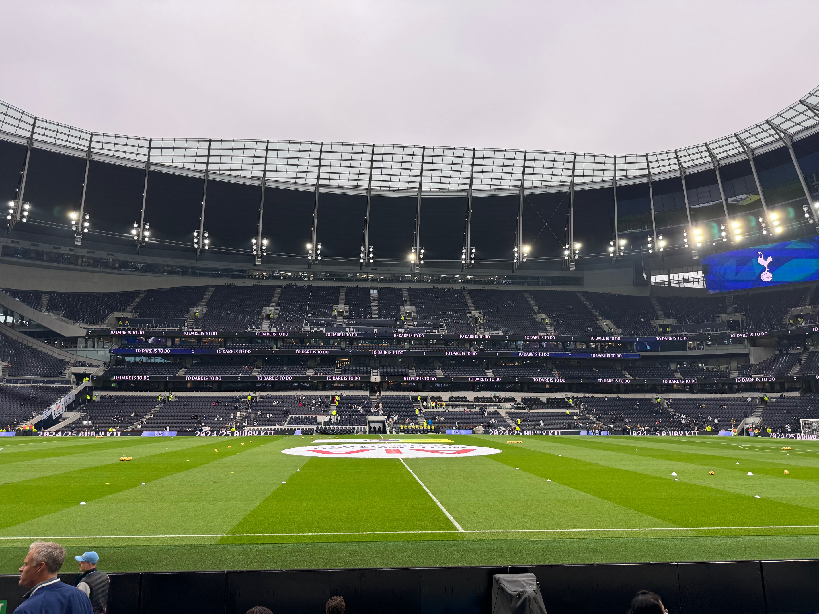 Travel Club Lounge – Halfway Line udsyn